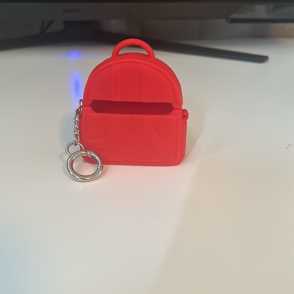 Custom Nike AirPod Case - Picture 3 of 3